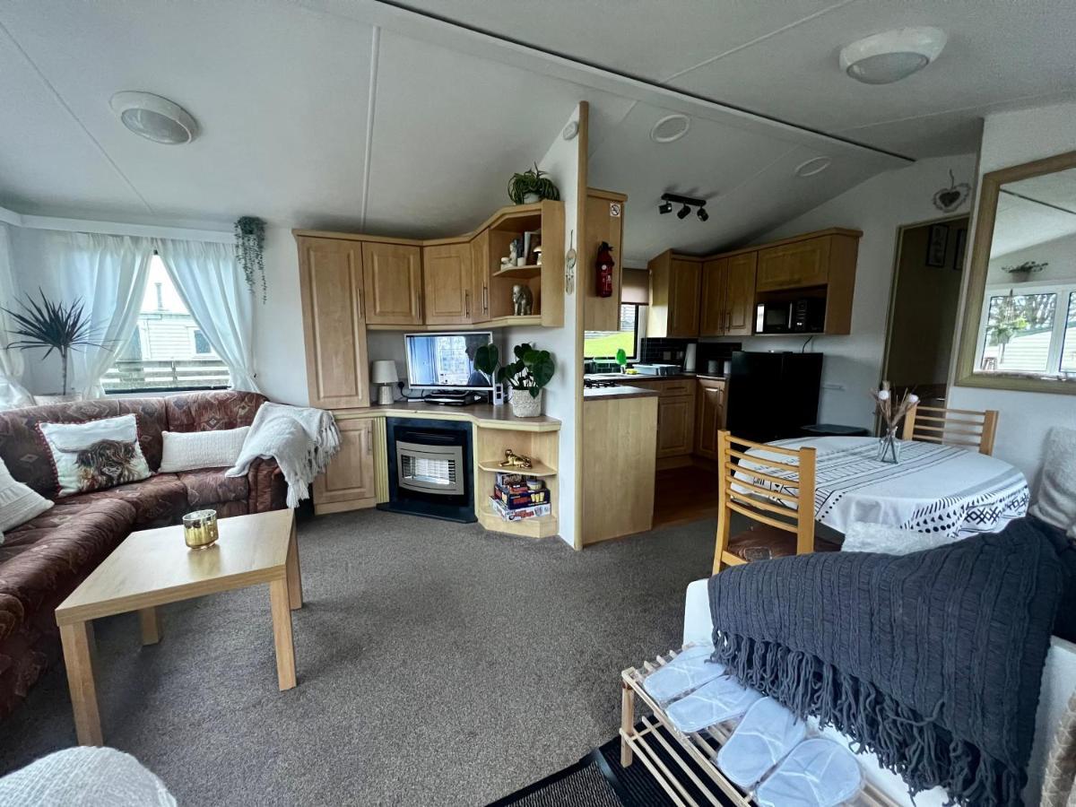 Jungle House No.26 At Three Lochs Holiday Park Newton Stewart Dış mekan fotoğraf